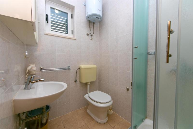 Apartment Brela 18 - image 14