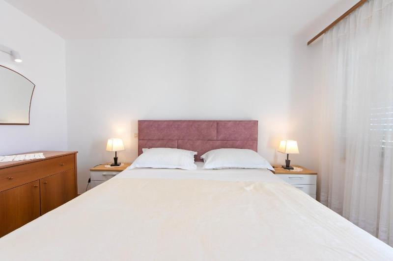 Apartment Brela 18 - image 24