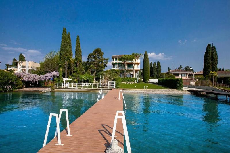 Casa Bel Tramonto - Lakeview Apt & Beach Access - Happy Rentals - image 18