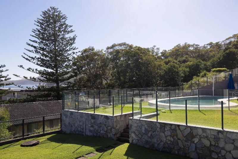 Sundeck Shoal Bay Ground floor with views and pool access - image 19
