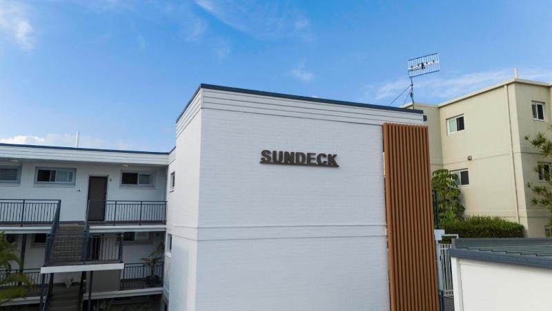 Sundeck Shoal Bay Ground floor with views and pool access - image 23