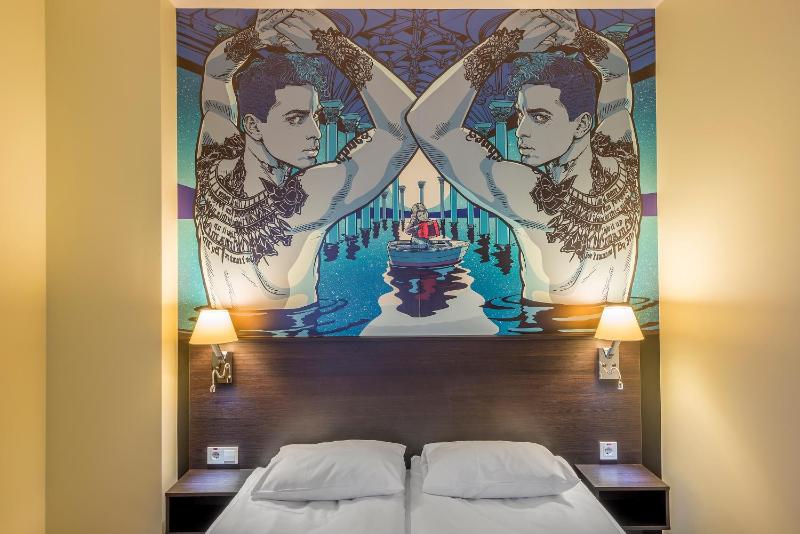 Superior Double Room image 2