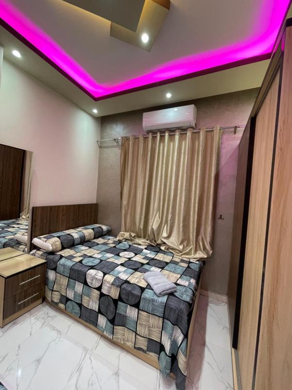 Luxury 3BR Apartment Near Beach & Marina Sheraton Street - image 10