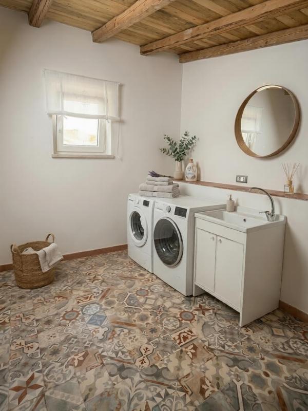 Aura - Luxury Suite - image 8
