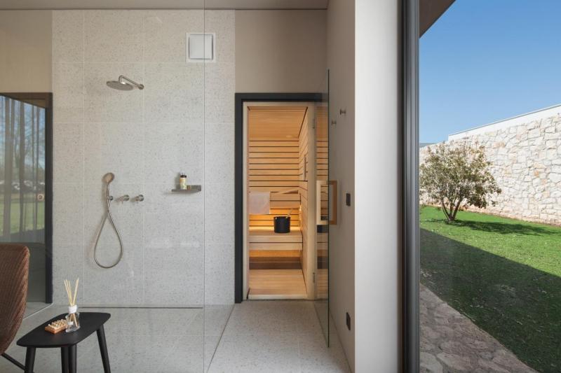 Luxury Villa Serenity Pula 3 with Heated Pool - image 26