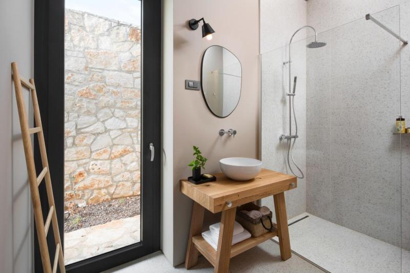 Luxury Villa Serenity Pula 3 with Heated Pool - image 6