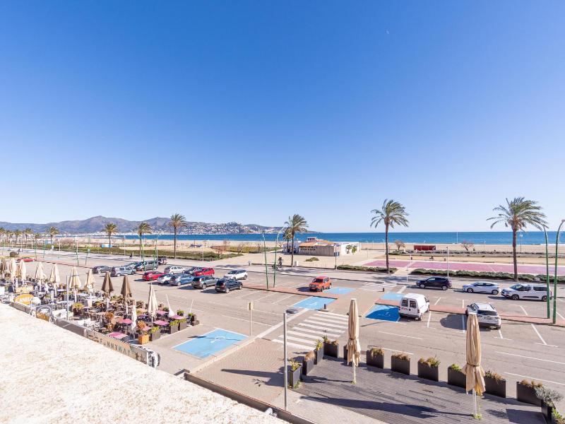 Apartamento de 3 Dormitorios Vista al Mar - HISP-288-54 - image 16