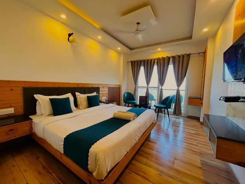 Rock Pine View Cottage & Cafe Mussoorie - blissful view from rooms - image 30