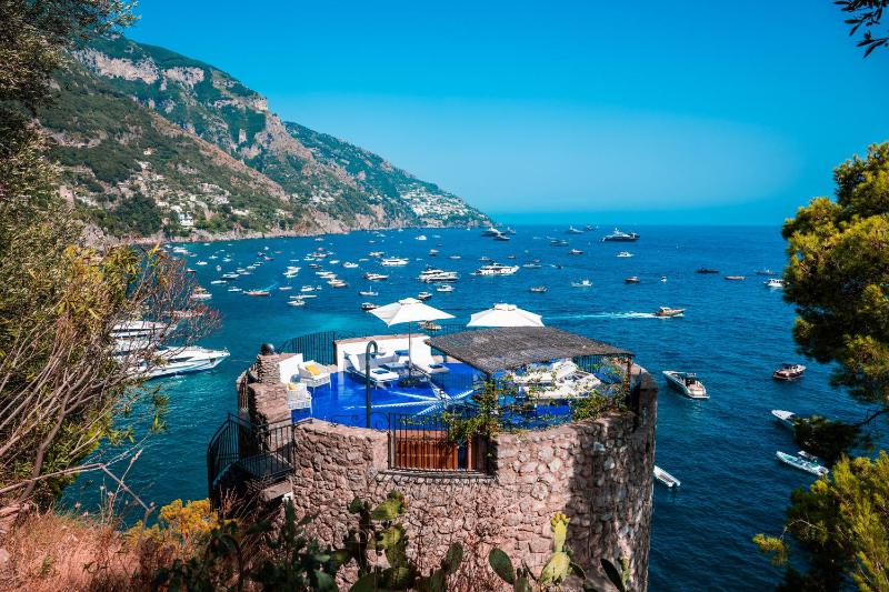 Villa Torre Trasita luxury suites - image 33