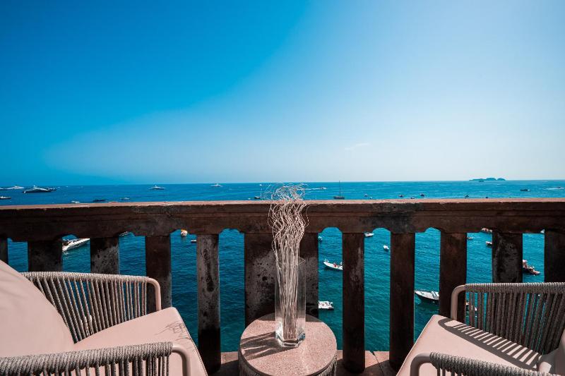 Villa Torre Trasita luxury suites - image 37