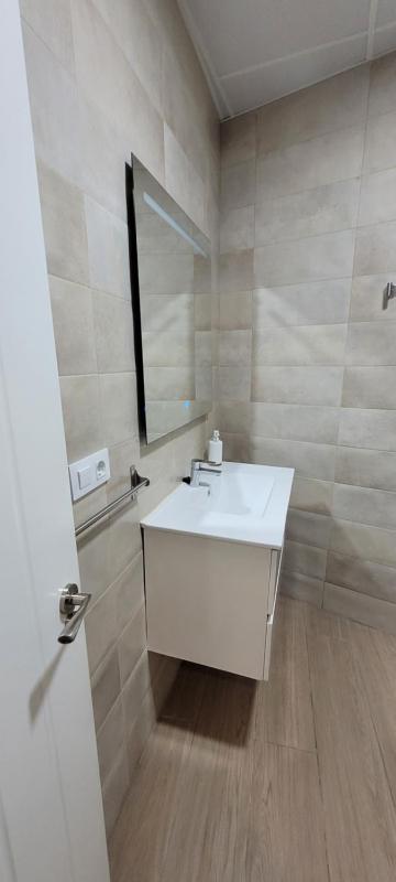 APARTAMENTOS IGLESIA DE SANTIAGo II - image 10