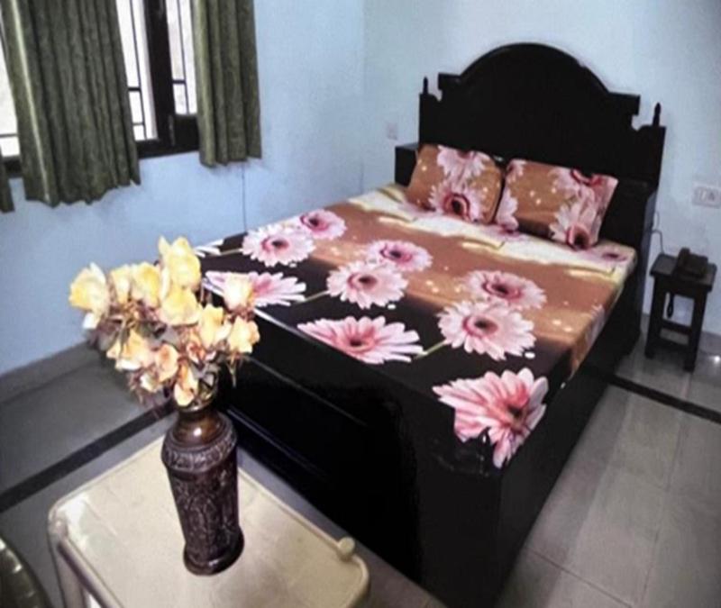 Sartaj Home Stay - image 7