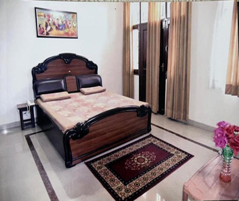 Sartaj Home Stay - image 14