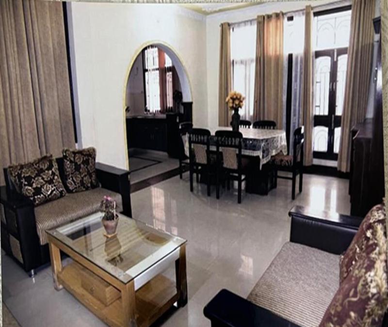 Sartaj Home Stay - image 9