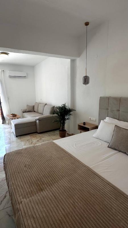 Stefanis House - image 43