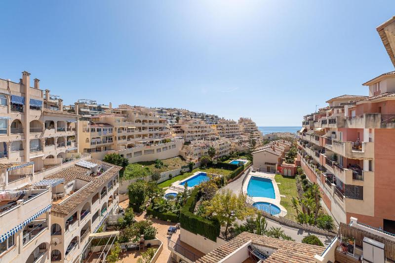 797 HOLIDAY RENTALS-Acogedor piso para 5 en Torrequebrada - image 7