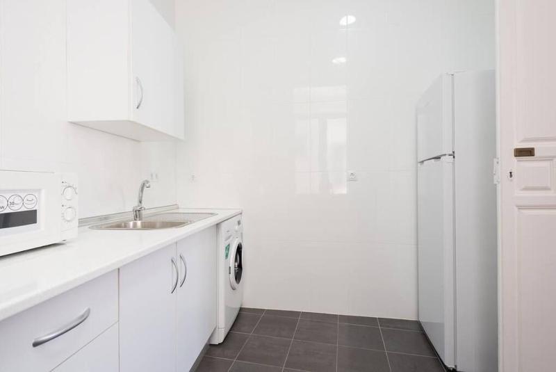 Sunny Málaga Apartments - image 21