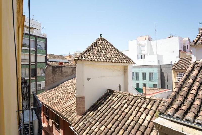 Sunny Málaga Apartments - image 25