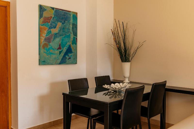 Barcelona Apartment Gran de Gràcia - image 12