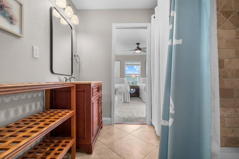 Boardwalk Unit A18 - image 36