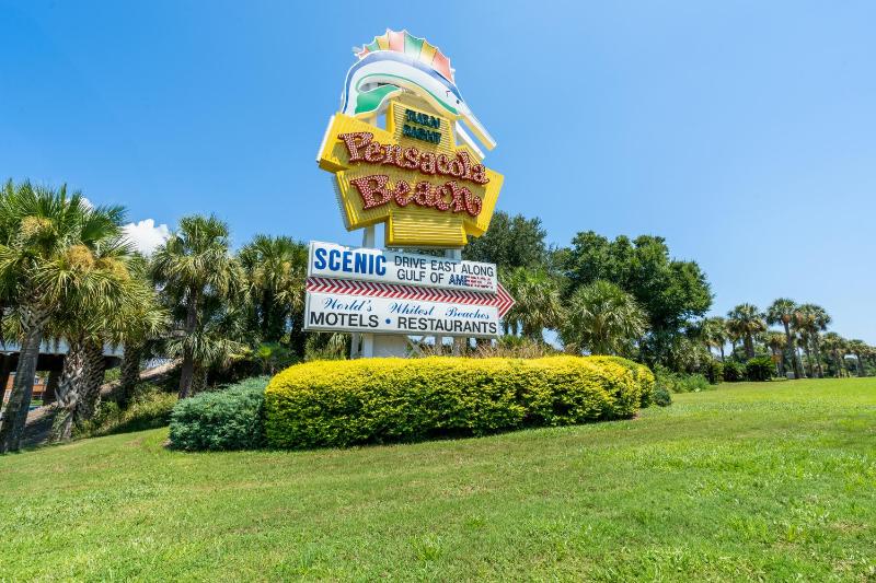 Boardwalk Unit A18 - image 29