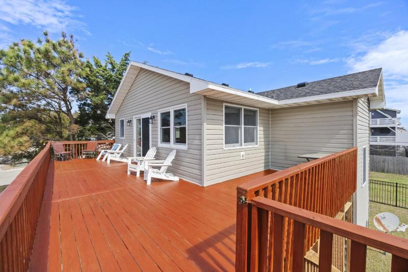 5085 - Knapp's at the Beach - image 39