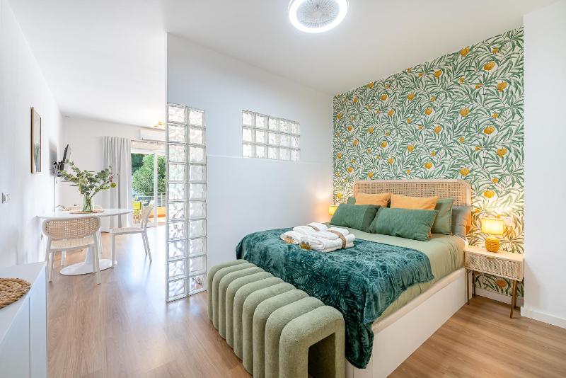 797 HOLIDAY RENTALS - Acogedor estudio con vistas al jardin - image 10