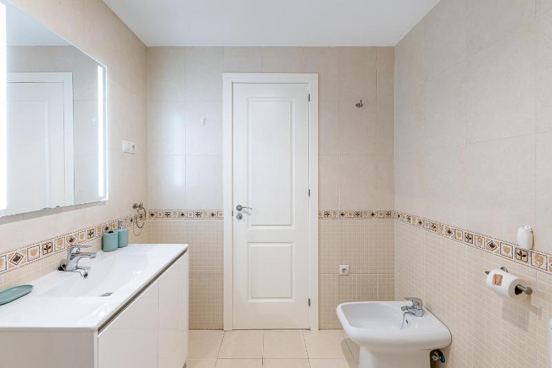 797 HOLIDAY RENTALS - Acogedor estudio con vistas al jardin - image 16