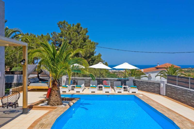 Villa Omega by Villa Plus - image 20