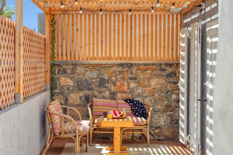Villa Omega by Villa Plus - image 19