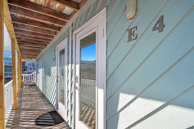 Boardwalk Unit E4 - image 6
