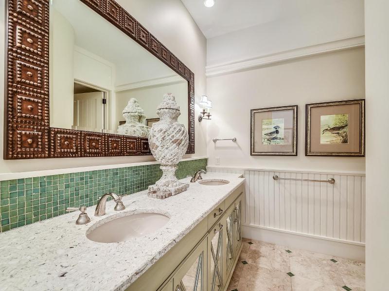 10 East Wind - image 9