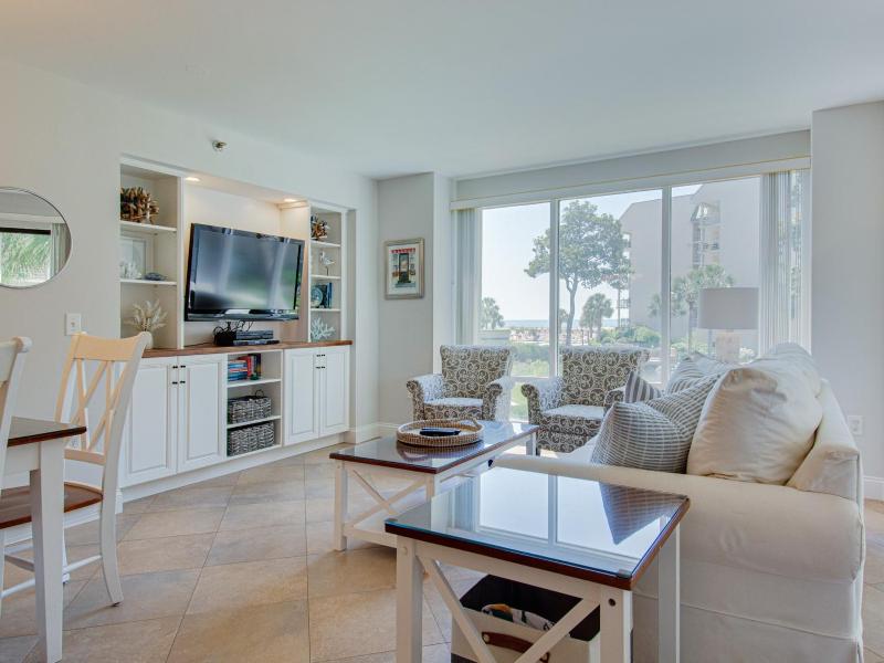 1105 Villamare. - image 1