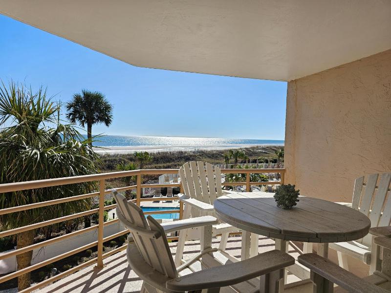 1206 Villamare. - image 37