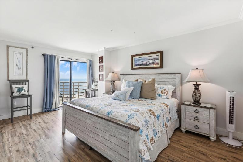 1406 Villamare. - image 6