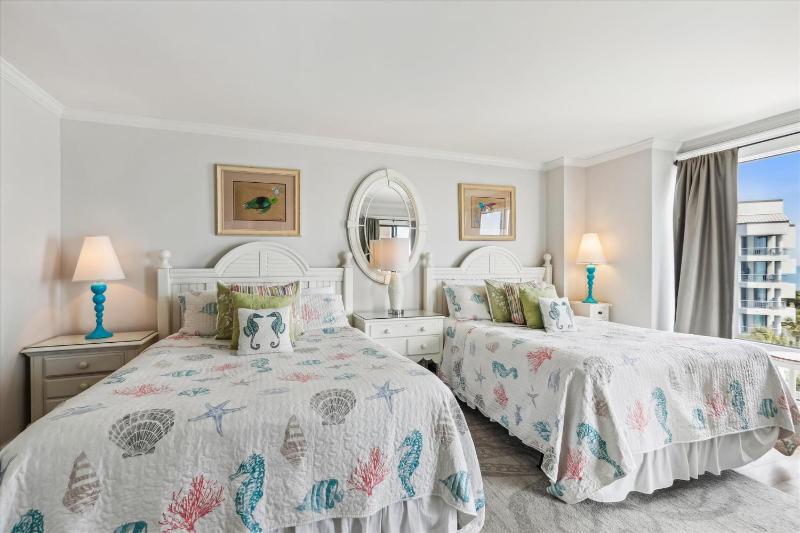 1406 Villamare. - image 2