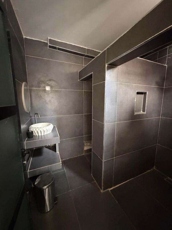 Bel Appartement Lumineux & Moderne au Cœur de Dakar - image 14