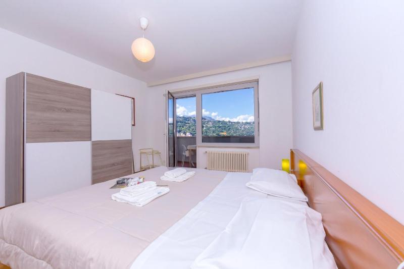 Casa Taddei with Terrace View & Parking - Happy Rentals - image 16