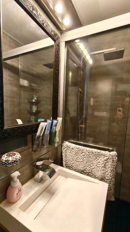 Double beds apartment close IAPM - image 11