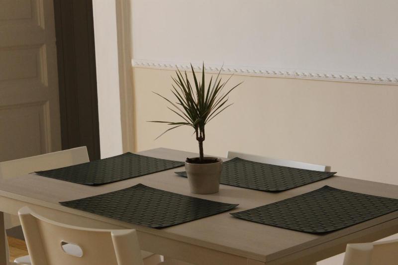 Deluxe Family Room image 1