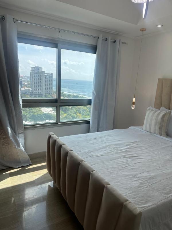 Apartamento con vista mar y la ciudad La Gloria Malecón Santo Domingo - image 13