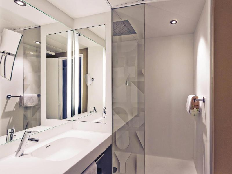 Hotel Mercure Rennes Centre Parlement - image 45