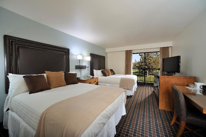 Deluxe Queen Room with Two Queen Beds image 1