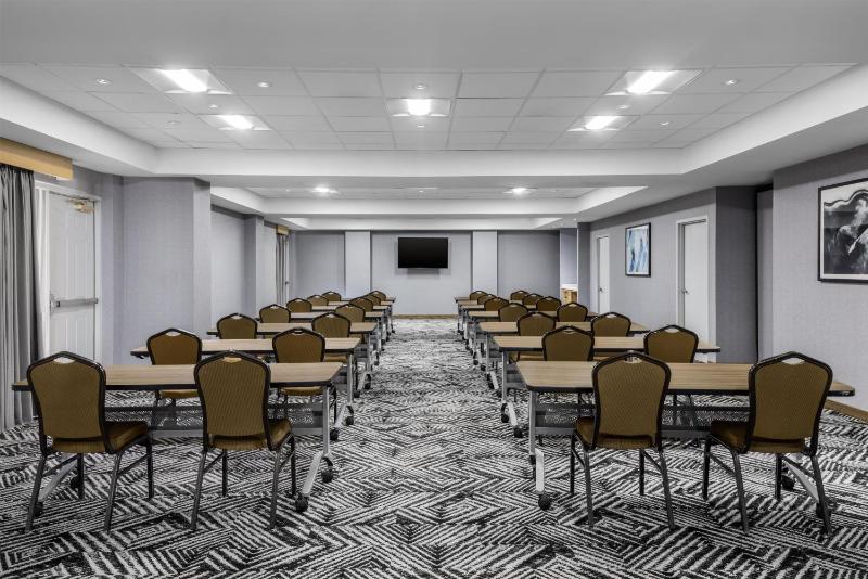Hyatt Place Atlanta/Cobb Galleria - image 15