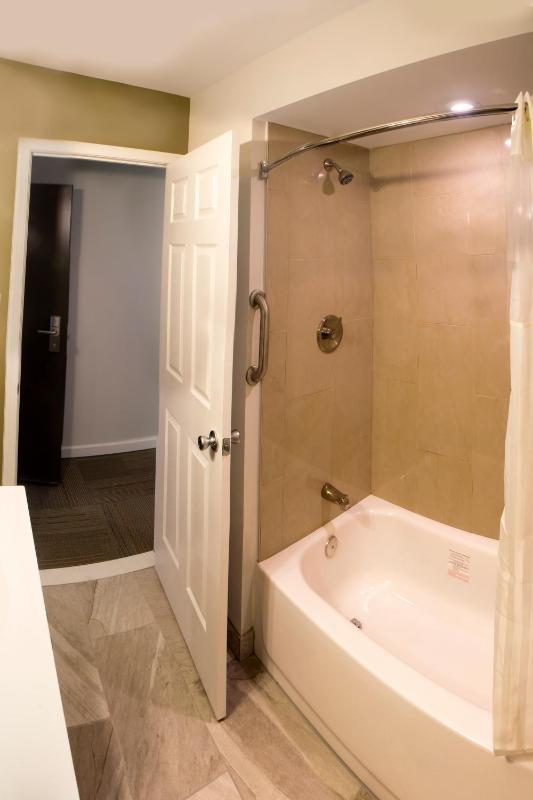 Standard Single Room image 2