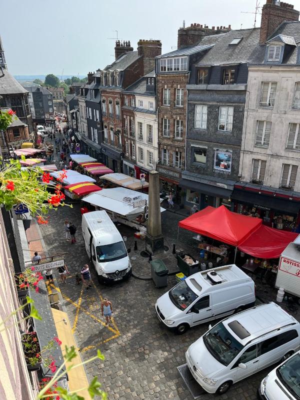 Sur les Toits de Honfleur - image 17