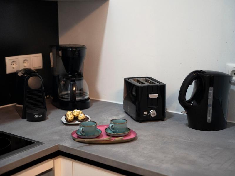 Premium Apartment for 4 near MuseumsQuartier Metro U2 & U3 - image 15