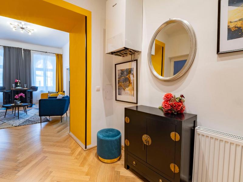 Premium Apartment for 4 near MuseumsQuartier Metro U2 & U3 - image 14