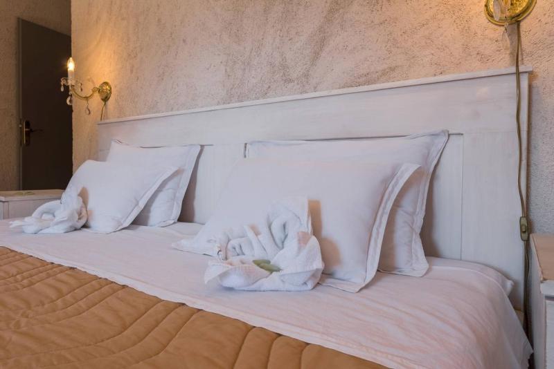 Luxury Villa Bol Oasis Brac With Heated Pool - image 37