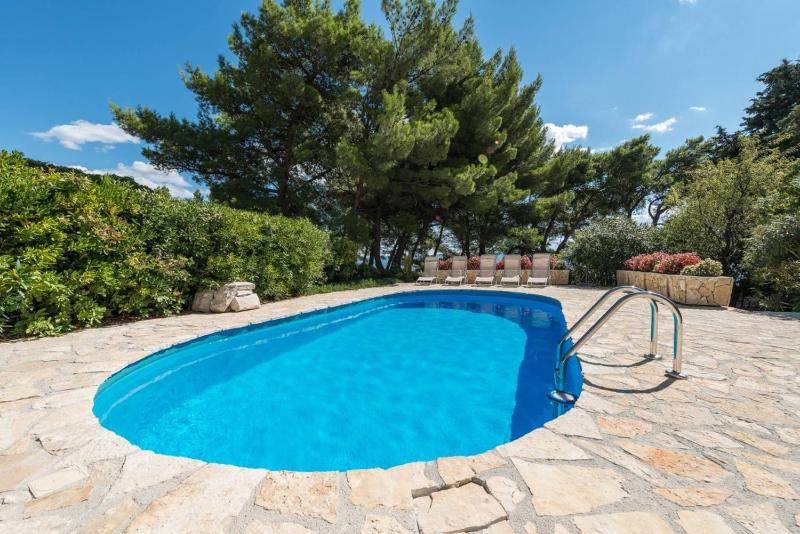 Luxury Villa Bol Oasis Brac With Heated Pool - image 43